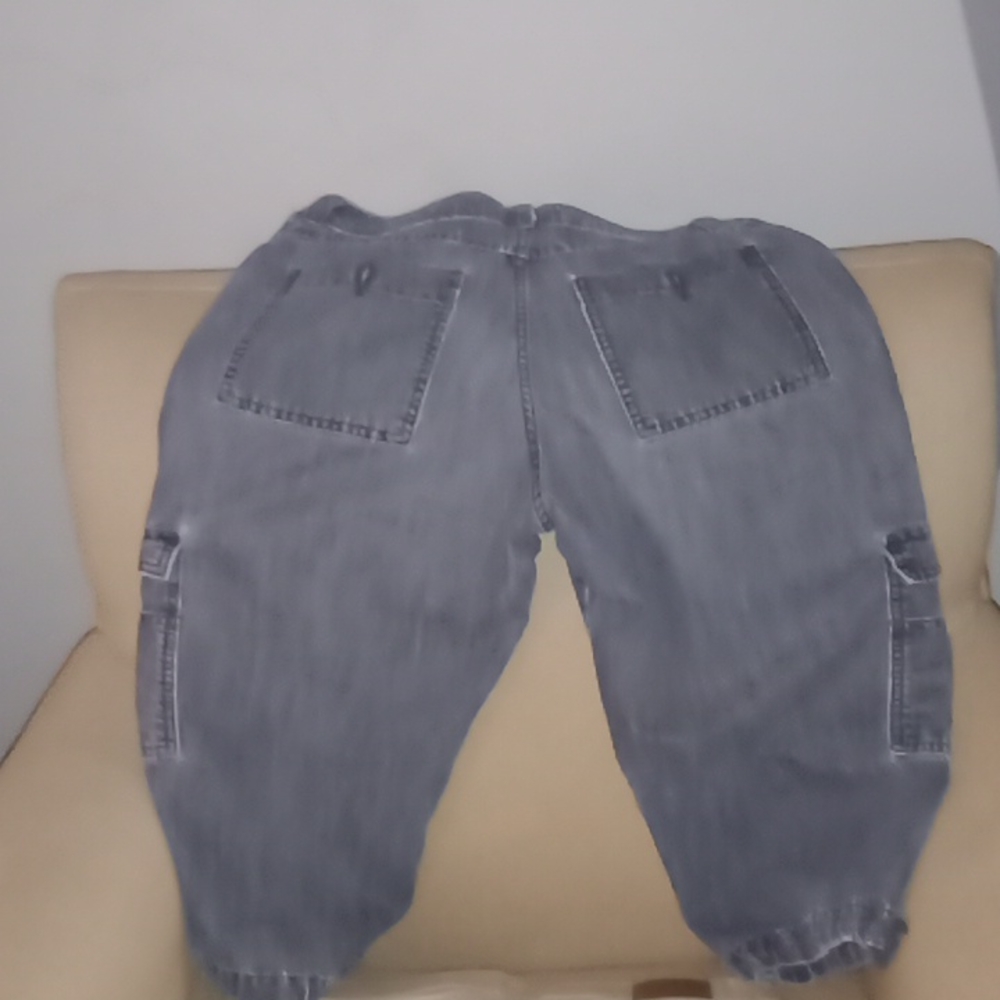 Shorts - Picture 3 of 3